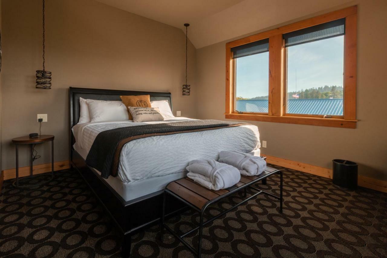 At The Helm Hotel Ilwaco Rom bilde