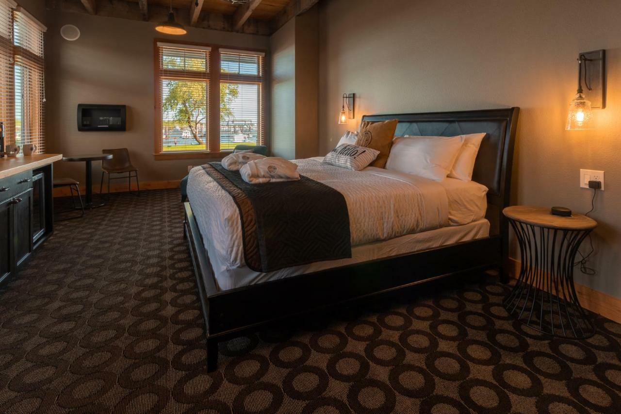 At The Helm Hotel Ilwaco Rom bilde